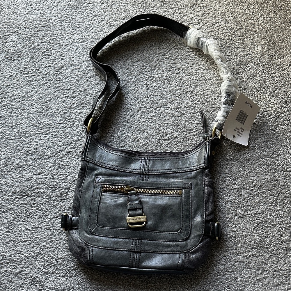 Leather Crossbody Bag in Black - Brand Unspecified